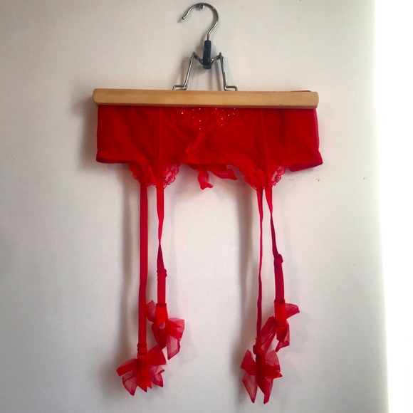 Victoria Secret red garterbelt. Size small. With coloured rhinestones and bows - Picture 1 of 5